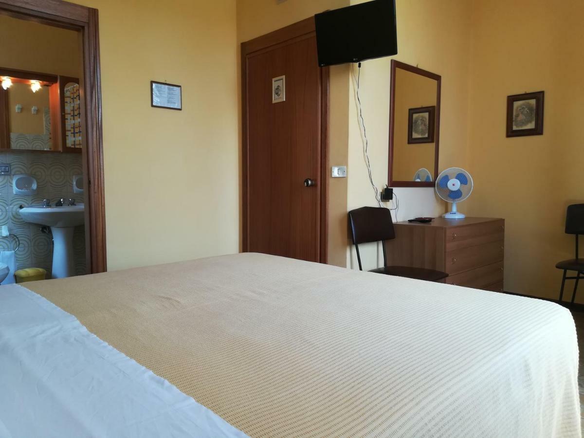 B&B Florida House Passignano sul Trasimeno Dış mekan fotoğraf